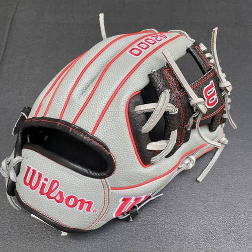 New 2021 Wilson A2000 1975 11.75" Baseball Glove With Spin Control - SC1975SS