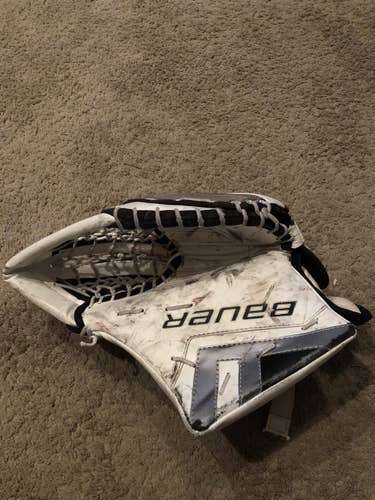 JR Supreme One.7 Glove- Regular