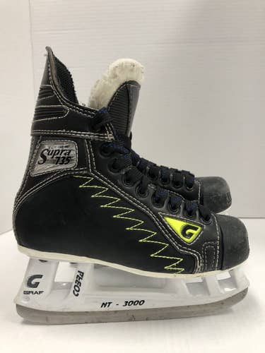 Junior Used Graf Supra 735 Hockey Skates Regular Width Size 2