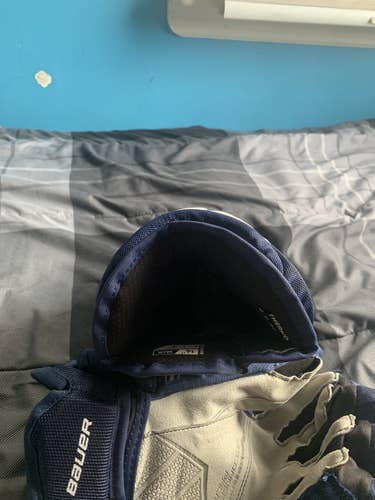 Blue Senior Bauer 14"  Supreme Ultrasonic Gloves
