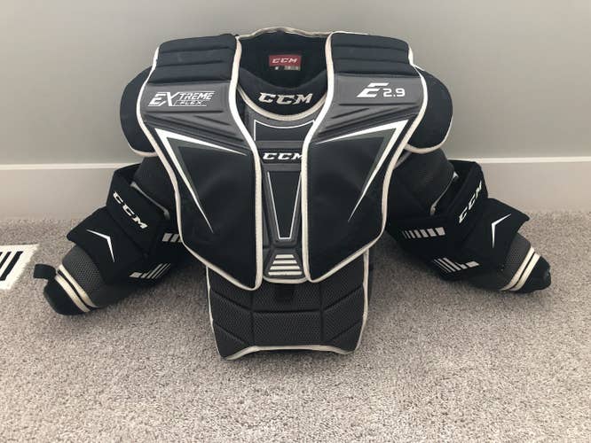 Used Medium CCM  Extreme Flex Shield E2.9 Goalie Chest Protector