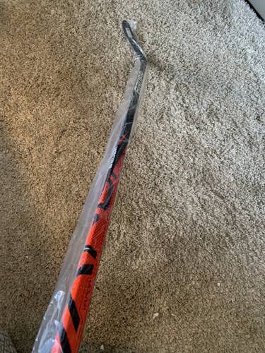Senior Left Hand Toe Pattern  Vapor FlyLite Hockey Stick