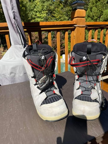 Used Men's Size 9.5 (Women's 10.5) Salomon Brigade Snowboard Boots Medium Flex Freestyle