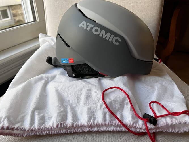 Atomic Count Amid Men’s Helmet, sz. L