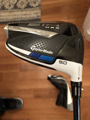 Men's Right Handed Stiff Flex 9 Loft SIM Max Driver