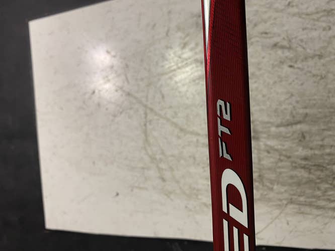 Intermediate Right Handed Mid Pattern JetSpeed FT2 Hockey Stick