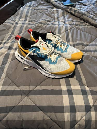 Diadora Mythos Volo