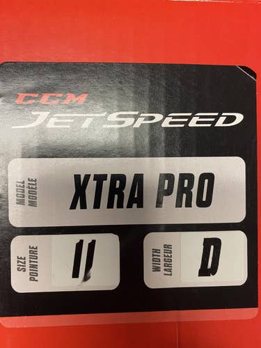 Senior CCM Regular Width  Size 11 JetSpeed XTRA PRO Hockey Skates