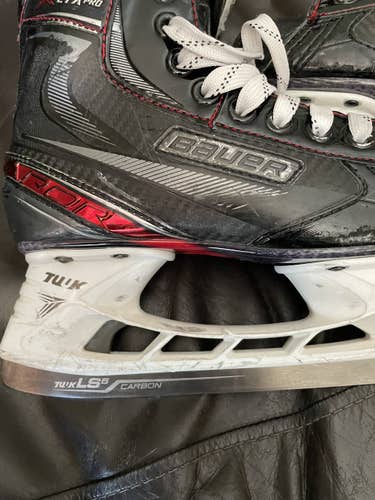 Used Junior Bauer Vapor X LTX Pro Hockey Skates With 3 Sets Of Runners Regular Width Size 3