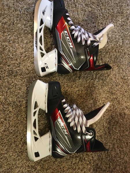 Senior New CCM Hockey Skates Extra Wide Width Size 7