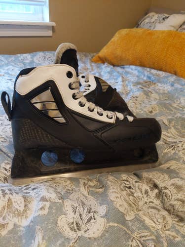 True Custom One Piece Skate Size 7.5-8