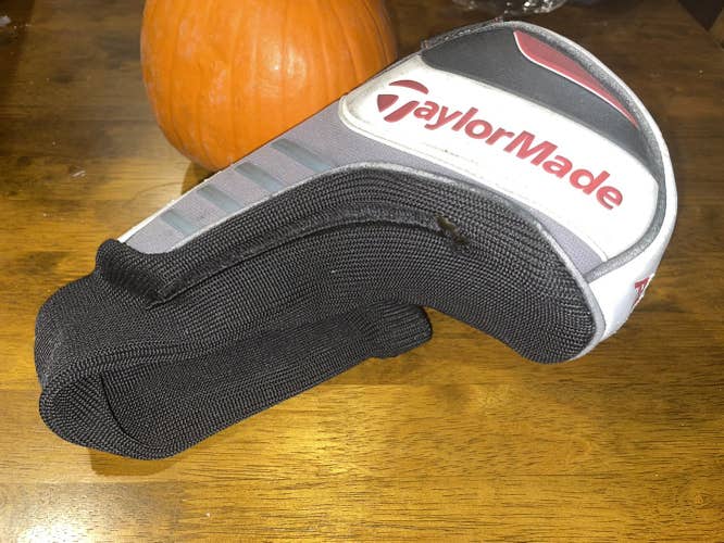 Used TaylorMade R11 Driver Head Cover