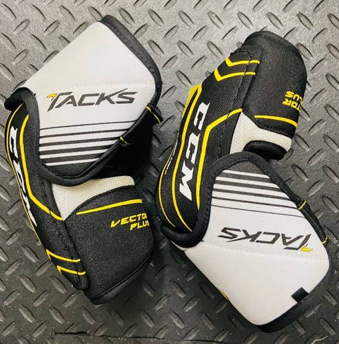 Junior CCM TACKS Elbow Pads • CCM Vector SIZE LRG