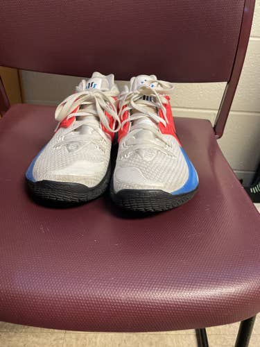 Nike Kyrie 2 low