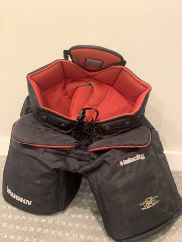 Black Senior Medium Vaughn Velocity V4 7600 Goalie Pants