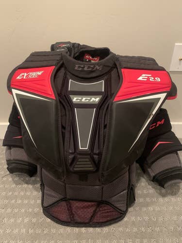 Used Medium CCM  Extreme Flex Shield E2.9 Goalie Chest Protector