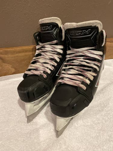 Senior CCM Regular Width  Size 7 JetSpeed FT460 Goalie Skates