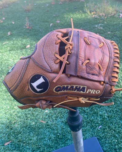 Louisville Slugger Omaha Pro 11” OPX1101