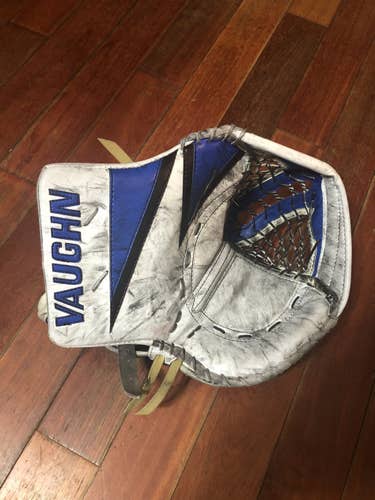 Used Vaughn senior practice glove-Regular-Velocity VE8