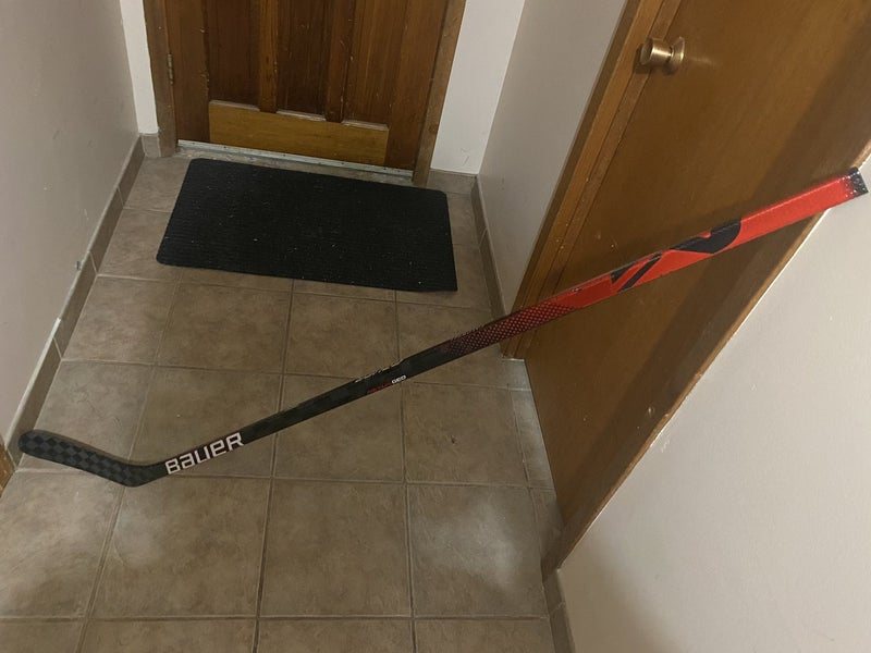 Senior Right Handed Toe Pattern Pro Stock Nexus Geo Hockey Stick