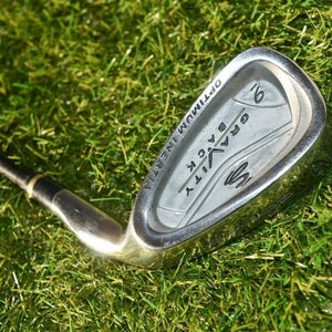 Cobra 	Gravity Back 	9 Iron 	Right Handed 	36"	Graphite 	Regular	New Grip