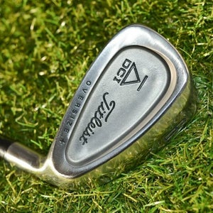 Titleist 	Dci Oversize + 	9 Iron 	Right Handed 	36"	Steel 	Stiff	New Grip