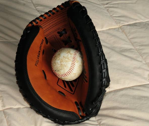 New Left Hand Throw JR Catchers Mitt