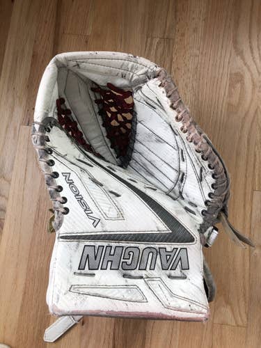 Vaughn Vision 9500 Regular Glove