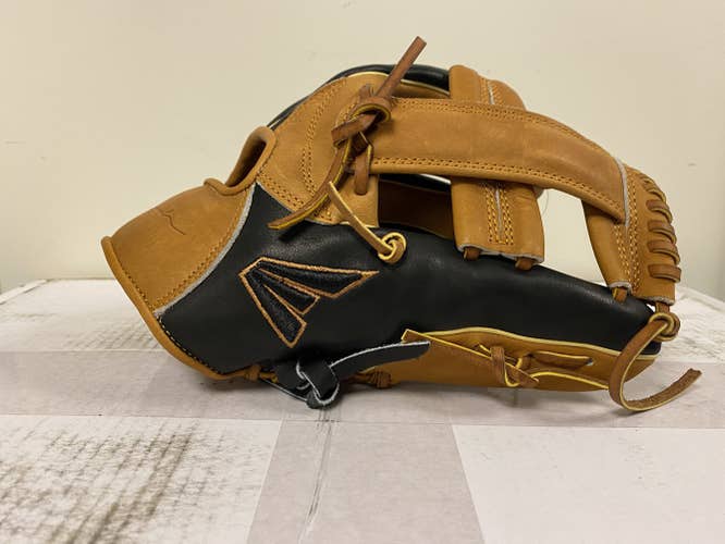 New RHT Easton Pro Collection Hybrid Glove 11.75"