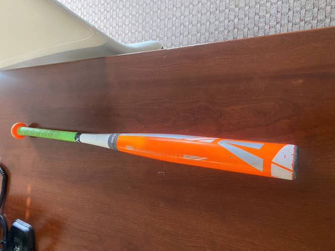 Used Easton Mako Bat (-11) 28 oz 28"