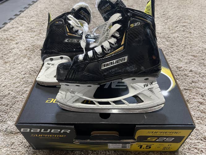 Youth Used Bauer Supreme S29 Hockey Skates Size 1.5