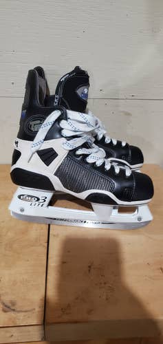 New CCM Tacks 952 Custom Fit Hockey Skates Size 7