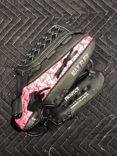 Finch Mizuno Infield 12" Prospect Black Softball Glove