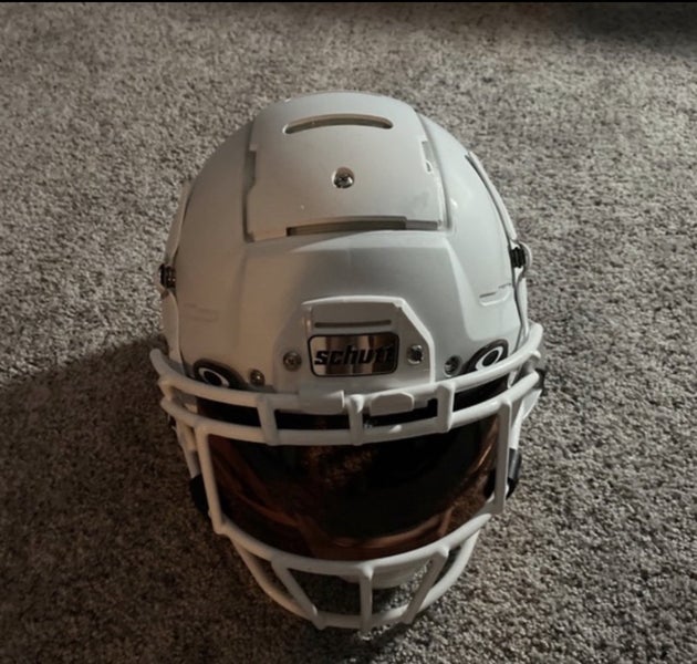 New Schutt Helmet F7