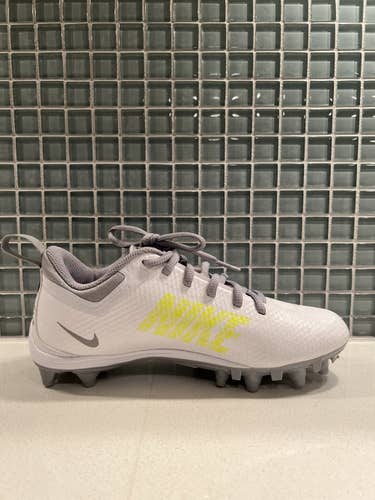 NIKE Like New Alpha Huarache 7 Youth Lacrosse cleats size 4Y