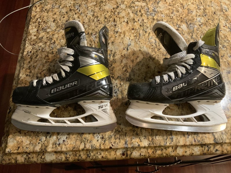 Senior Used Bauer Supreme 3S Hockey Skates Regular Width Size 7 FIT 2