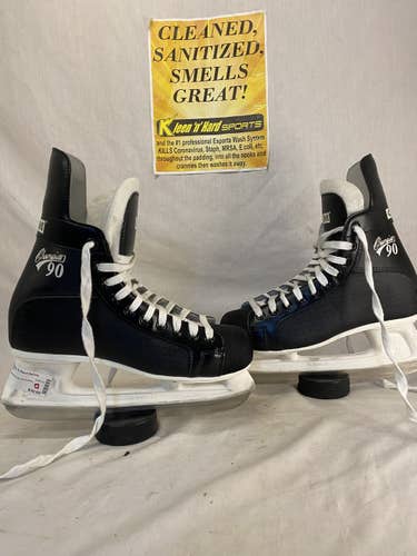 Used CCM Champion 90 Size 9 D Ice Hockey Skates