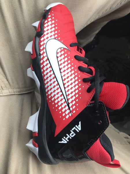 Red Youth Size 4.0 (Women's 5.0) Nike ALPHA