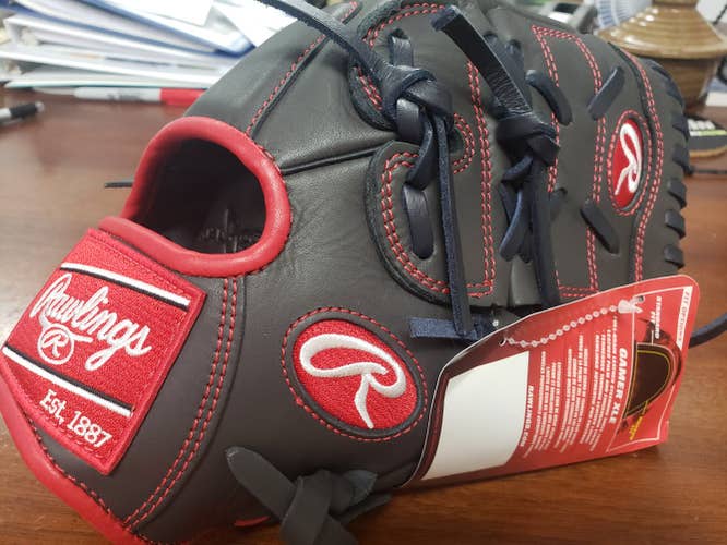 New Rawlings Right Hand Throw Gamer Baseball Glove 11.75"