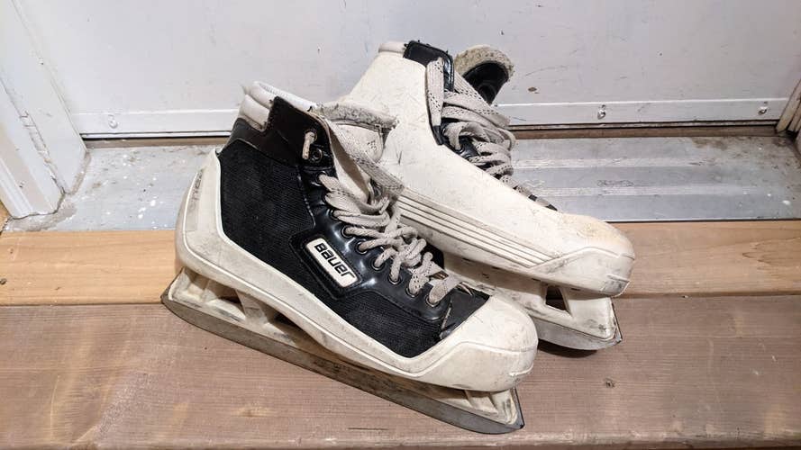 Senior Used Bauer Hockey Goalie Skates Regular Width Size 10.5