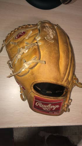 Used Rawlings Left Hand Throw Baseball Glove 12"