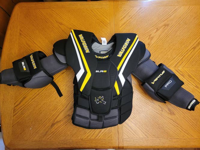 Senior Used Large Vaughn Vaughn Ventus SLR2 Pro Goalie Chest Protector Pro Stock