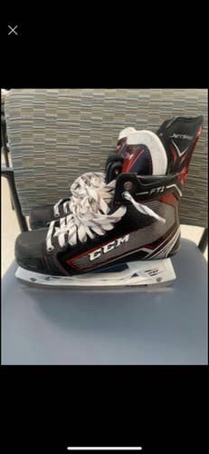 Senior CCM Regular Width  Size 8 JetSpeed FT1 Hockey Skates