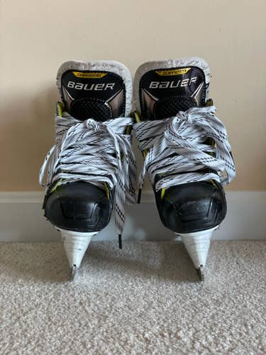 Junior Used Bauer Supreme 3S Hockey Skates Regular Width Size 1