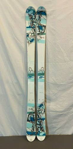 K2 MissDemeanor 149cm Twin-Tip All-Mountain Freestyle Women's Skis CLEAN