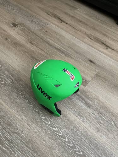 Green Unisex Large UVEX Race + Helmet FIS Legal