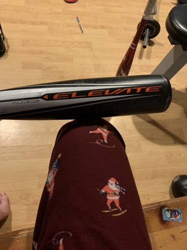 Used  Easton (-11) 18 oz 29" Elevate Bat