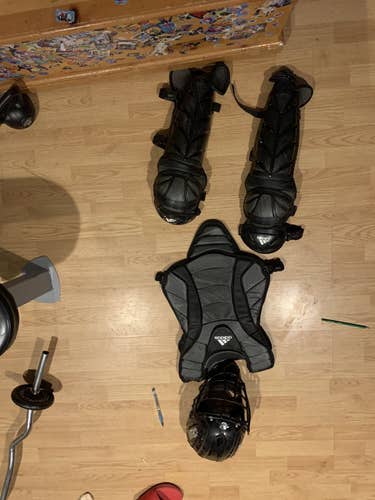 Intermediate Adidas Catcher's Set