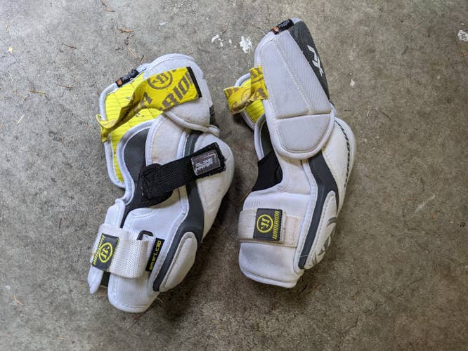 Used Senior Medium Warrior Elbow Pads