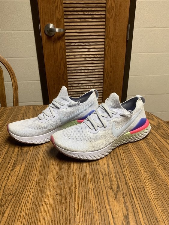 nike epic react 8 bit